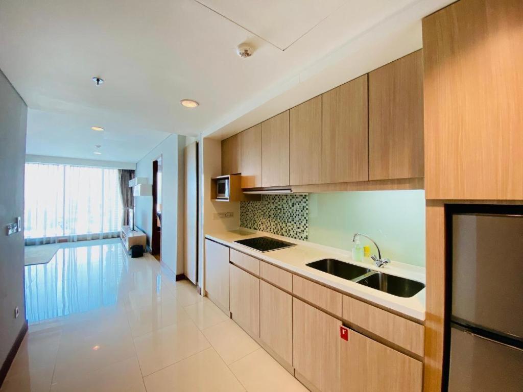 The H Tower Rasuna Suites Kuningan Jakarta By Villaloka Eksteriør bilde