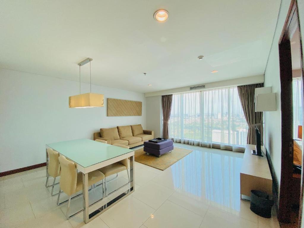 The H Tower Rasuna Suites Kuningan Jakarta By Villaloka Eksteriør bilde
