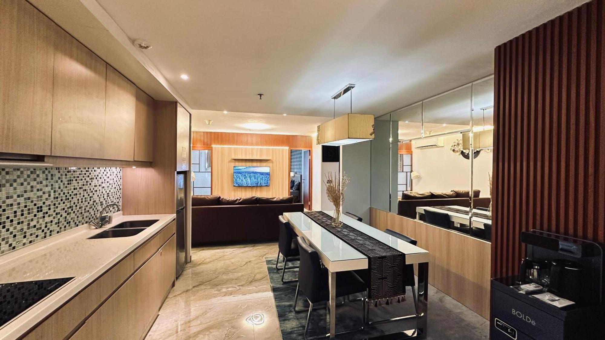 The H Tower Rasuna Suites Kuningan Jakarta By Villaloka Eksteriør bilde